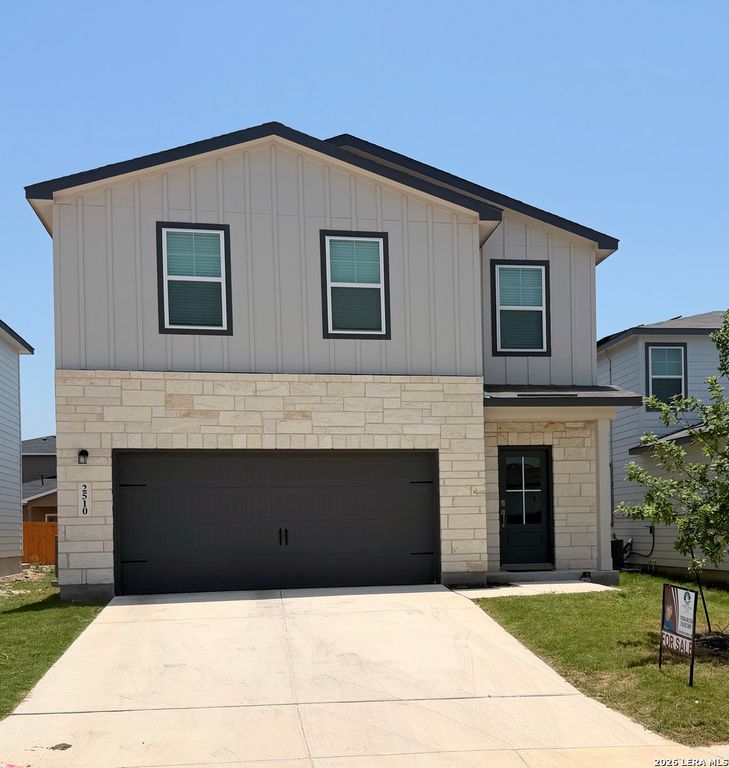 2510 Dry Moss Way, San Antonio, TX 78224