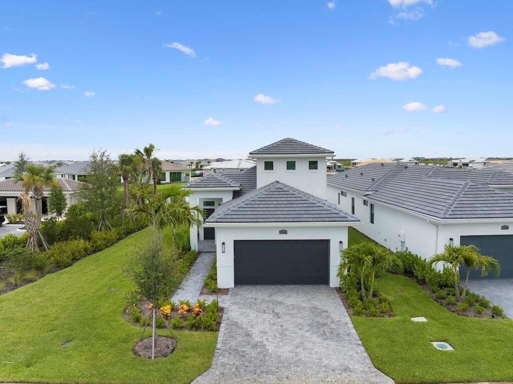 12442 SW Lunata Way, Port St Lucie, FL 34987