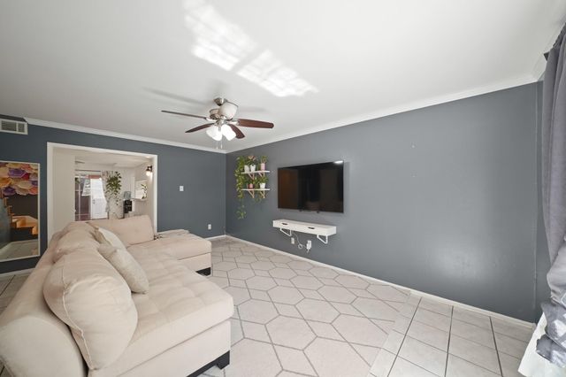 1235 Witte Road 8, Houston, TX 77055