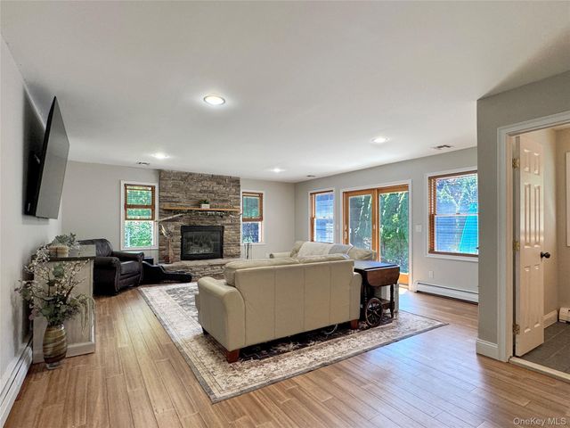 15 Whitetail Court, Center Moriches, NY 11934