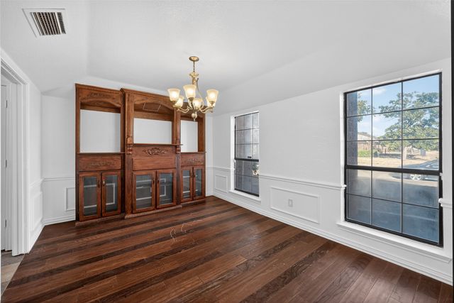 2618 Stoneridge Drive, Garland, TX 75044