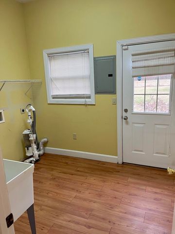 544 Miller-Short Road, Russell Springs, KY 42642