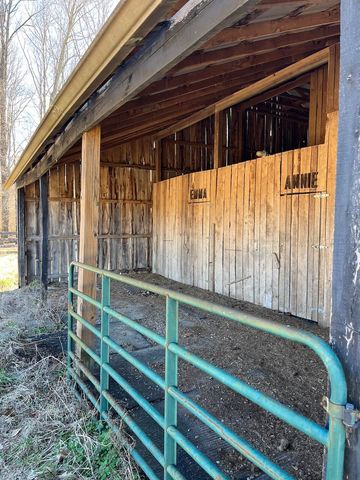 544 Miller-Short Road, Russell Springs, KY 42642