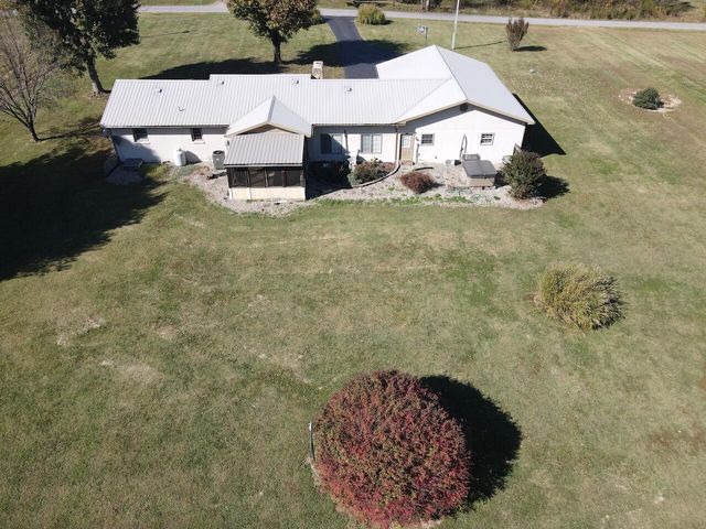 544 Miller-Short Road, Russell Springs, KY 42642