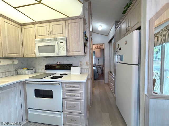 4581 Robert E Lee BLVD E, Estero, FL 33928