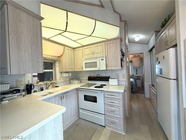 4581 Robert E Lee BLVD E, Estero, FL 33928