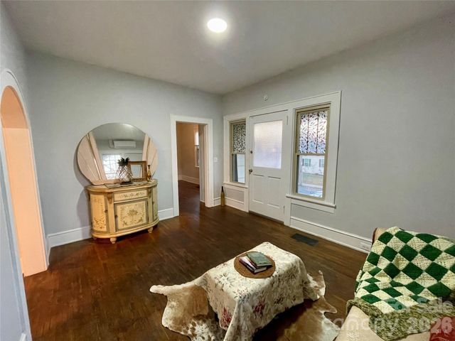 303 N Boyce Street, Gastonia, NC 28052