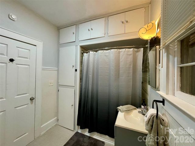 303 N Boyce Street, Gastonia, NC 28052