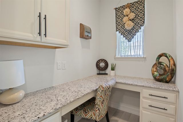 3207 Woodford Drive, Mansfield, TX 76084