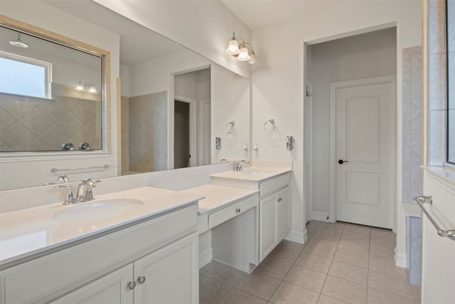 3207 Woodford Drive, Mansfield, TX 76084