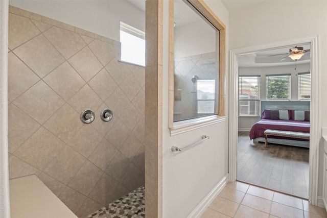 3207 Woodford Drive, Mansfield, TX 76084