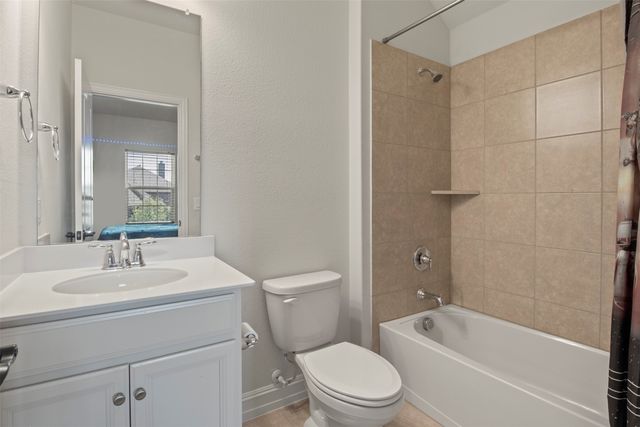 3207 Woodford Drive, Mansfield, TX 76084