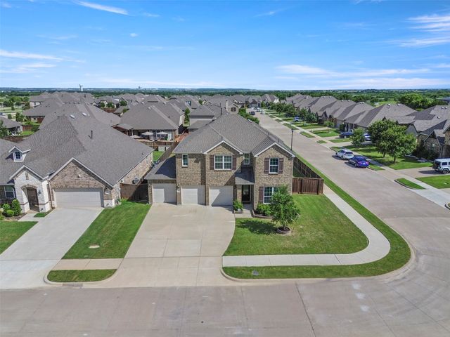 3207 Woodford Drive, Mansfield, TX 76084