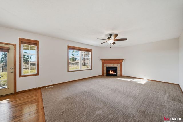 6851 Shadow Ridge Road, Lincoln, NE 68512