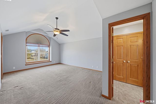6851 Shadow Ridge Road, Lincoln, NE 68512