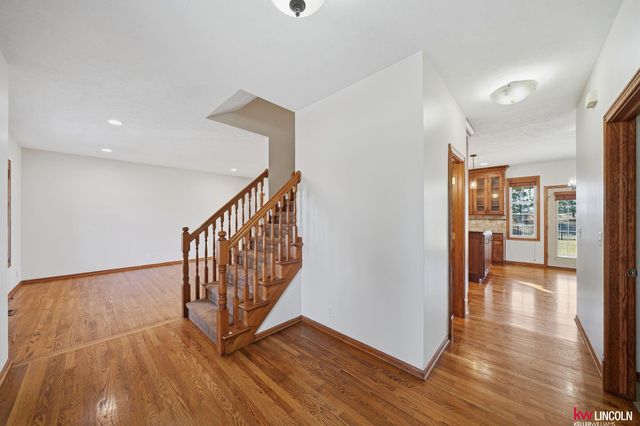 6851 Shadow Ridge Road, Lincoln, NE 68512