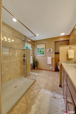 6851 Shadow Ridge Road, Lincoln, NE 68512