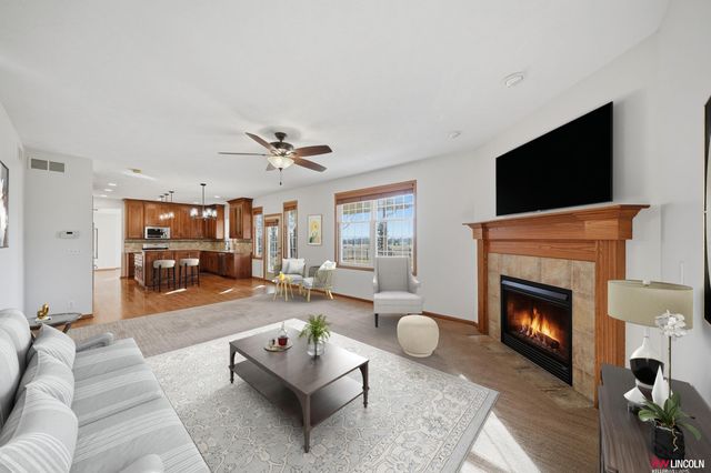 6851 Shadow Ridge Road, Lincoln, NE 68512