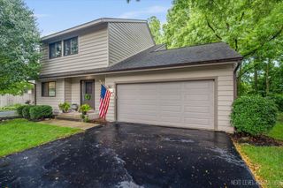 1592 Kirkwood Drive 1592, Geneva, IL 60134
