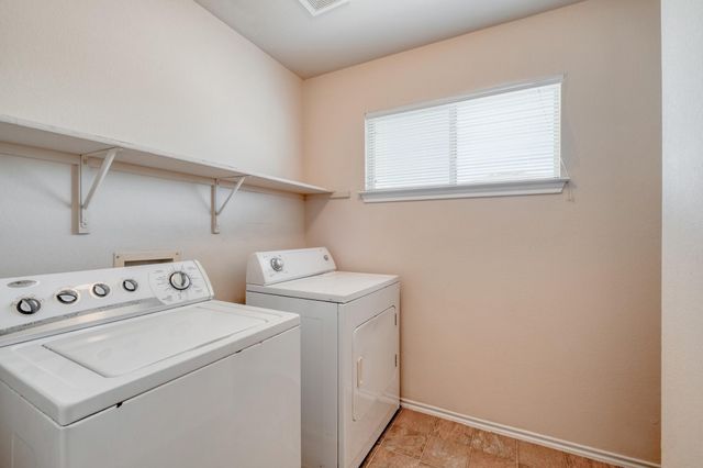 7412 Cayenne LN, Austin, TX 78741