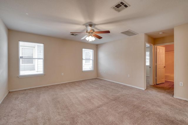 7412 Cayenne LN, Austin, TX 78741