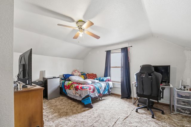 1500 S 4TH Street, Lafayette, IN 47905