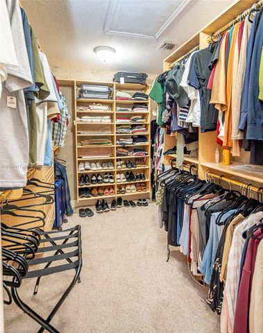 6772 NW 111th Ave, Doral, FL 33178