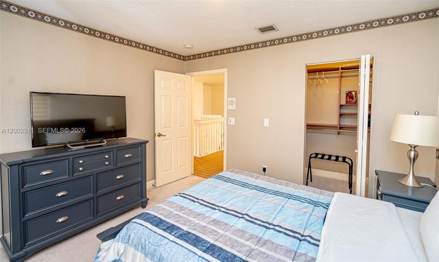 6772 NW 111th Ave, Doral, FL 33178