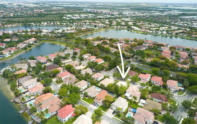 6772 NW 111th Ave, Doral, FL 33178