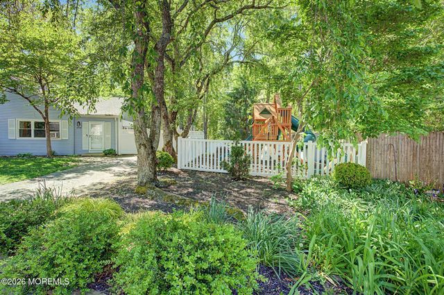 2528 Lexington Court, Jackson, NJ 08527