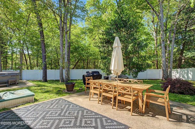 2528 Lexington Court, Jackson, NJ 08527