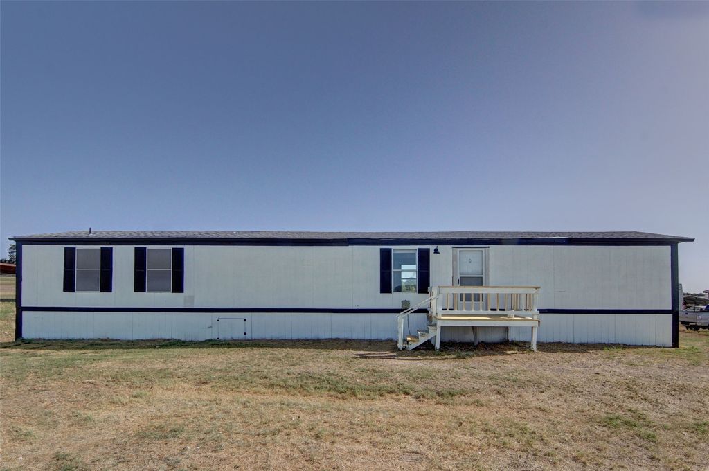 191 Oakley Circle, Weatherford, TX 76085 — exterior