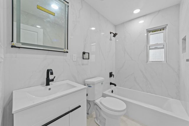 129 Drake Avenue, New Rochelle, NY 10805
