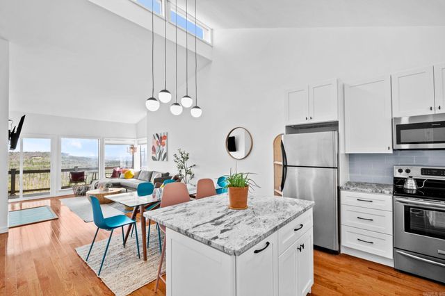 125 Chelsea Drive, Fairfield Bay, AR 72088