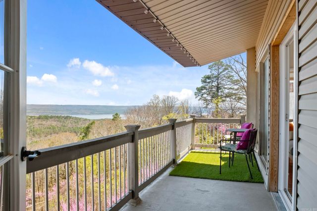 125 Chelsea Drive, Fairfield Bay, AR 72088