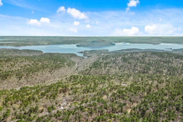 125 Chelsea Drive, Fairfield Bay, AR 72088