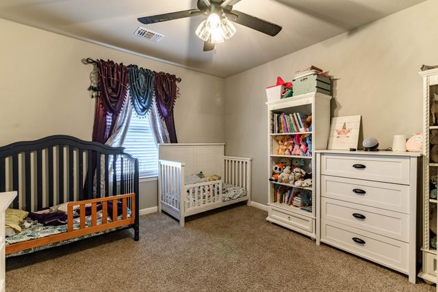 250 Poinsetta Drive, Palmer, TX 75152