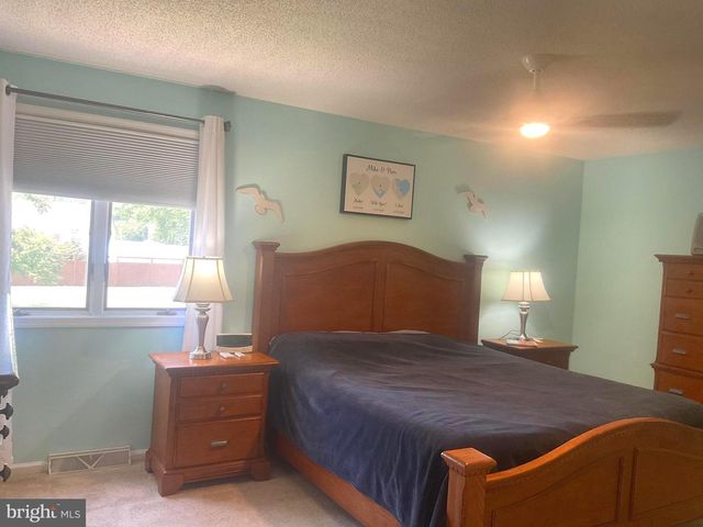 560 TROON RD, Dover, DE 19904