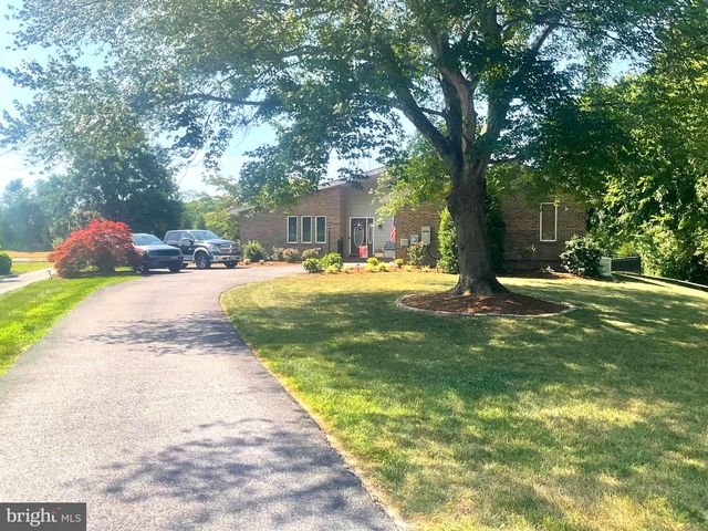 560 TROON RD, Dover, DE 19904