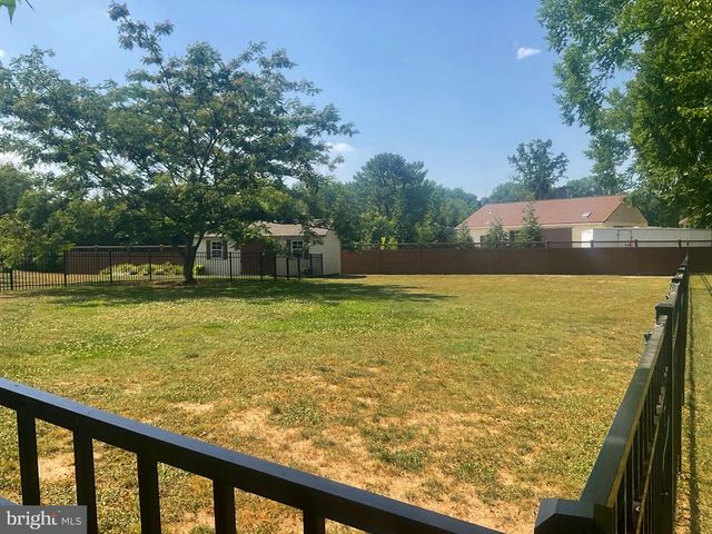 560 TROON RD, Dover, DE 19904