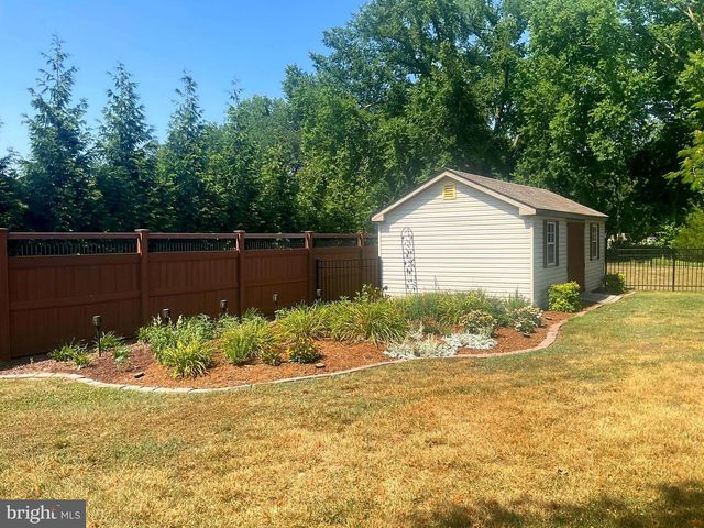 560 TROON RD, Dover, DE 19904
