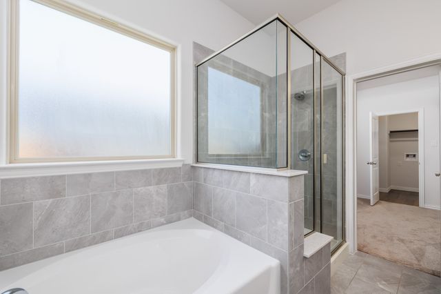 336 Emerald Creek Drive, Fort Worth, TX 76131