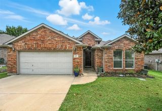 6617 Chalk River Drive, Fort Worth, TX 76179