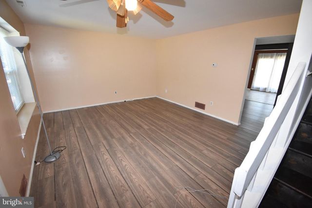 1006 POPE ST, Burlington, NJ 08016