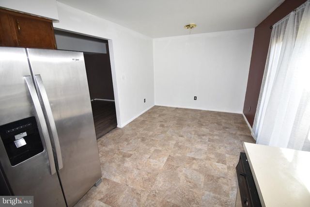 1006 POPE ST, Burlington, NJ 08016