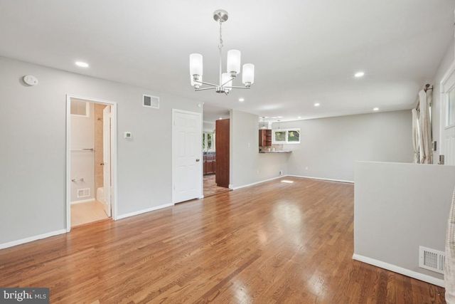 4065 TANEY AVE, Alexandria, VA 22304