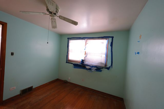 9006 S wallace Street, Chicago, IL 60621