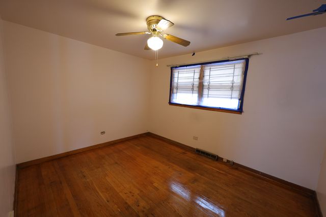 9006 S wallace Street, Chicago, IL 60621