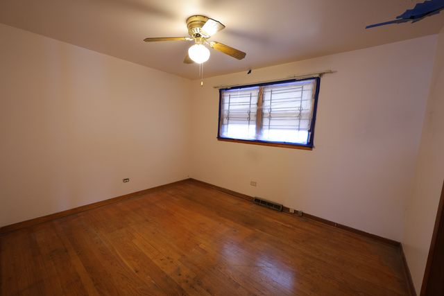 9006 S wallace Street, Chicago, IL 60621