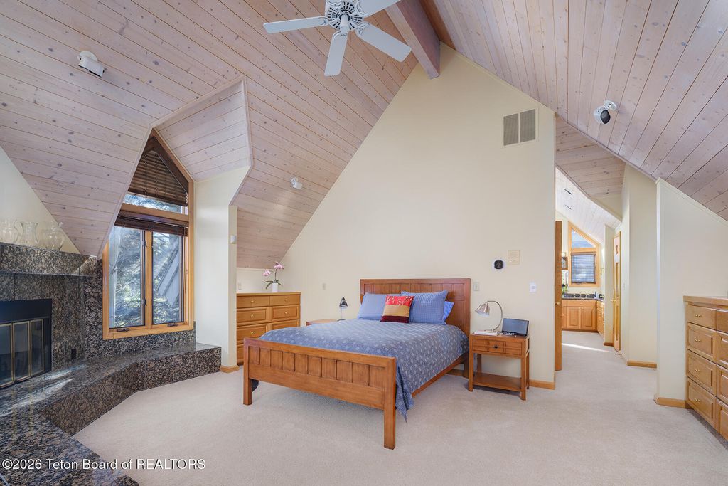 4317 W SPRING VIOLET Court, Wilson, WY 83014 photo 10